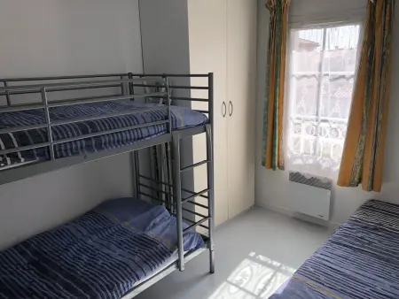 Maison Familiale 3 Chambres avec Jardin, Piscine Commune, à 150m de la Mer - Bretignolles-sur-Mer - Photo 8