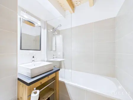 Chalet moderne, jacuzzi, sauna, 12 pers, proche pistes - Photo 25
