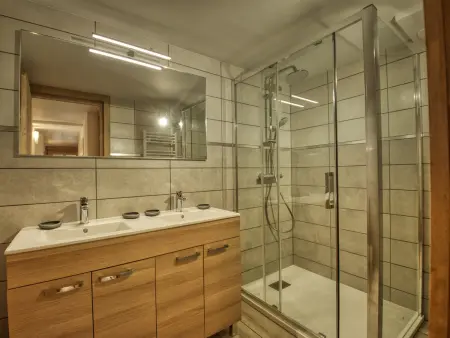 Chalet moderne avec jacuzzi, animaux admis, Morillon - Photo 14