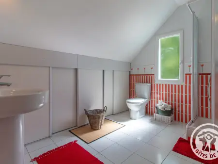 Gîte accueillant avec piscine chauffée à partager, près d'Angers, idéal pour vacances en nature - Photo 12