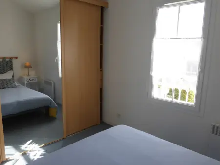 Maison à 100m de la plage avec piscine, 4 couchages, parking privé, terrasse et barbecue - Photo 14