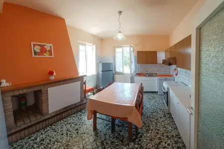 Le Margherite Country house, Majestueuse villa à Montefalcone Appennino avec piscine - Photo 4