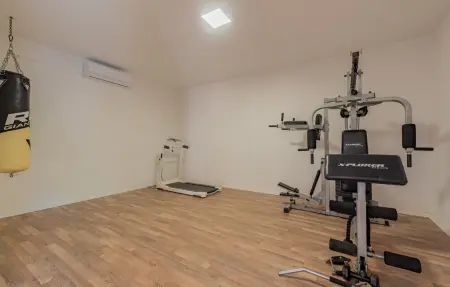 4 Bedroom Gorgeous Home, Maison 10 personnes à Gornje Rastane - Photo 5