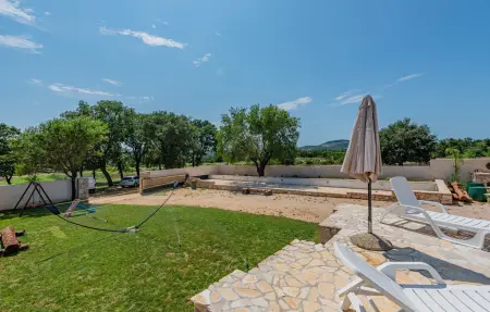4 Bedroom Gorgeous Home, Maison 10 personnes à Gornje Rastane - Photo 8