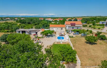 4 Bedroom Gorgeous Home, Maison 10 personnes à Gornje Rastane - Photo 13