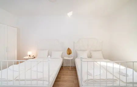 4 Bedroom Gorgeous Home, Maison 10 personnes à Gornje Rastane - Photo 34