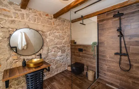 4 Bedroom Gorgeous Home, Maison 10 personnes à Gornje Rastane - Photo 40