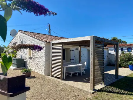 Maison Rénovée Avec Jardin, Proche Océan et Commodités - Photo 26