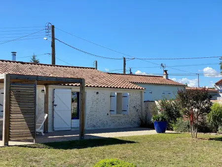 Maison Rénovée Avec Jardin, Proche Océan et Commodités - Photo 28