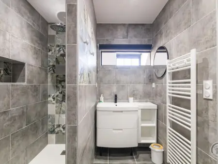 Maison de charme avec spa et jardin privé à Ardevon - Photo 17