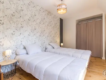 Maison de charme avec spa et jardin privé à Ardevon - Photo 18