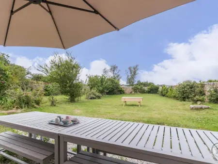 Maison d'époque au charme unique, animaux acceptés, parking privé - Photo 1