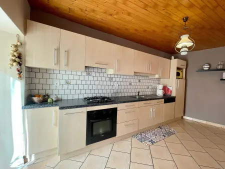 Gîte chaleureux avec cheminée près du Puy-en-Velay, idéal pour familles et séjours professionnels - Photo 3