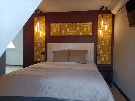 Gîte haut de gamme face à l'abbaye de Noirlac - 5 ch, 5 sdb, clim, terrasse privée - Photo 12