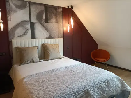 Gîte haut de gamme face à l'abbaye de Noirlac - 5 ch, 5 sdb, clim, terrasse privée - Photo 16