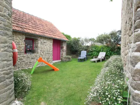Charmante maison en pierre avec jardin et terrasse couverte - Photo 1