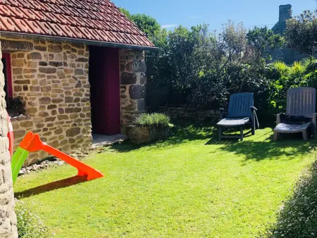 Charmante maison en pierre avec jardin et terrasse couverte - Photo 21