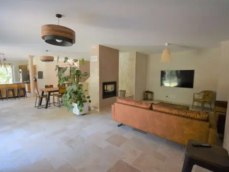 Villa 4* pour 6 pers. avec piscine privée et grand jardin, proche gorges de l'Ardèche - Photo 4