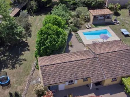 Loustalet, Villa de plain-pied avec piscine privée - Photo 2