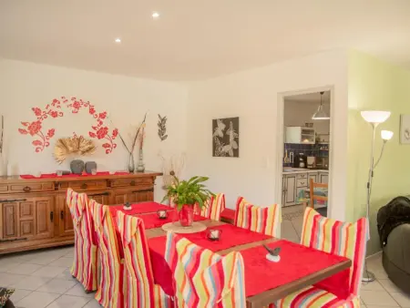 Loustalet, Villa de plain-pied avec piscine privée - Photo 5