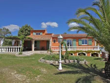 Villa Nycou, Villa avec grand jardin clos et piscine privée - Photo 3