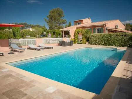 Villa Nycou, Villa avec grand jardin clos et piscine privée - Photo 5