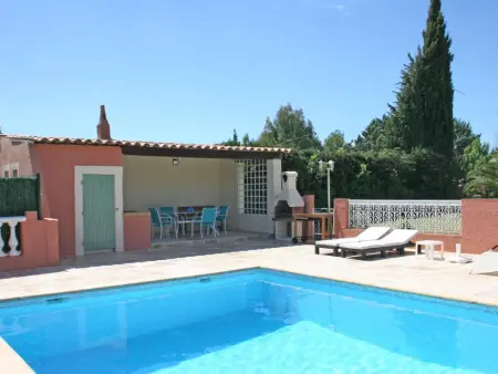 Villa Nycou, Villa avec grand jardin clos et piscine privée - Photo 6