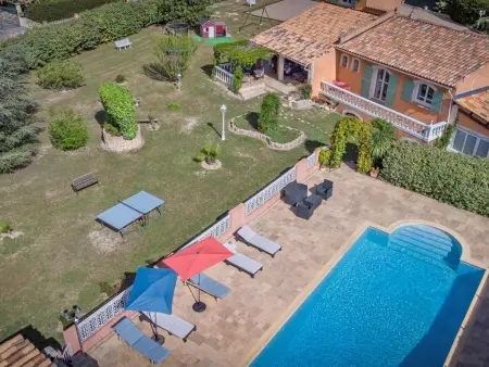 Villa Nycou, Villa avec grand jardin clos et piscine privée - Photo 9