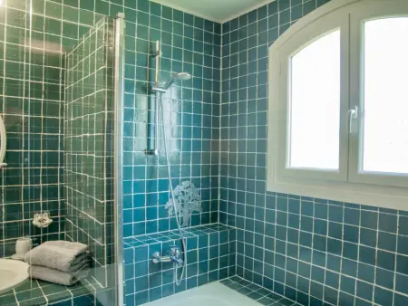 Villa Nycou, Villa avec grand jardin clos et piscine privée - Photo 31