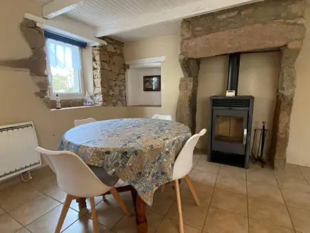 Maison de pêcheur avec terrasse, à 450m de la plage et proche commerces à Trégastel - Photo 1