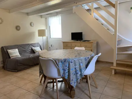 Maison de pêcheur avec terrasse, à 450m de la plage et proche commerces à Trégastel - Photo 4