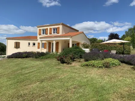Les Graves, Villa moderne avec piscine et jardin privés - Photo 22