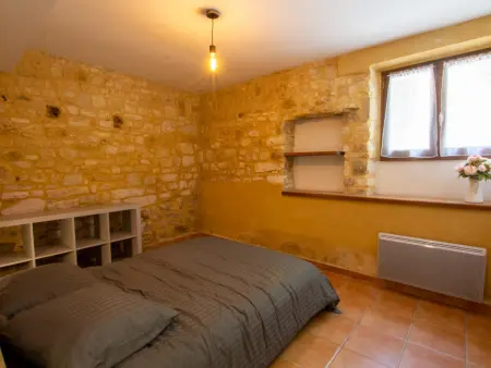 Maison cosy à Daglan avec cheminée et terrasse - Photo 9