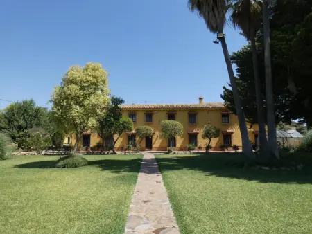 Maison de Charme en Plein Cœur de l'Andalousie avec Piscine et Jardins - Photo 13