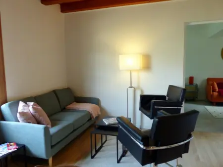 Gîte rénové à Charroux avec piscine et terrasse privative - Photo 6