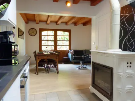 Gîte rénové à Charroux avec piscine et terrasse privative - Photo 9