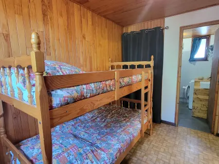 Appartement au RDC d'un Chalet - Proche Ski/Randonnées - Terrasse Sud - 4 pers - Photo 5