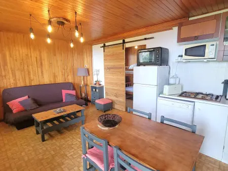 Appartement au RDC d'un Chalet - Proche Ski/Randonnées - Terrasse Sud - 4 pers - Photo 11