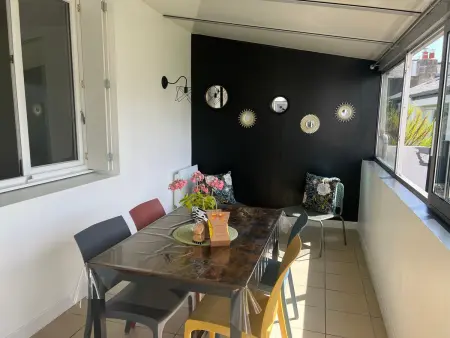 Maison de Pêcheur Rénovée à Riantec avec Jardin et Véranda - Photo 15