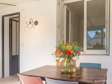 Maison de Pêcheur Rénovée à Riantec avec Jardin et Véranda - Photo 16