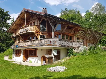 Chalet cosy 12 pers. à 1km des pistes, 5 ch., WiFi, cheminée, abri voiture - Photo 13