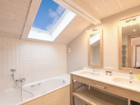Chalet luxueux à Chamonix, 5 chambres pour 10 pers - Photo 13