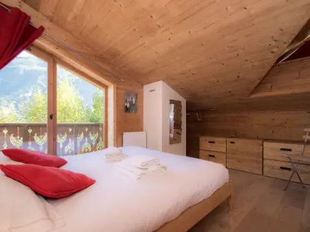 Chalet mitoyen aux pieds des pistes pour 6 pers., animaux admis, à Chamonix - Photo 5