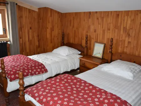 Chalet ensoleillé avec balcon et poêle à bois - Photo 6