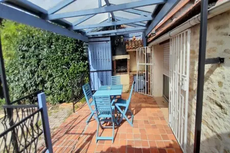 LE GITE DES CHAUMES, Geräumiges Ferienhaus mit Garten - Photo 1