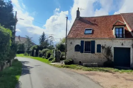LE GITE DES CHAUMES, Geräumiges Ferienhaus mit Garten - Photo 23