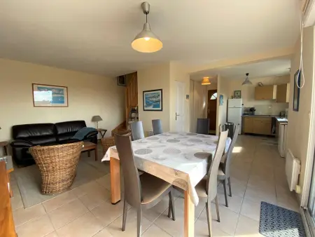 Maison 3* face à la mer avec WiFi, à 200m du littoral, terrasse, parking, et tout confort à Pleumeur-Bodou - Photo 4