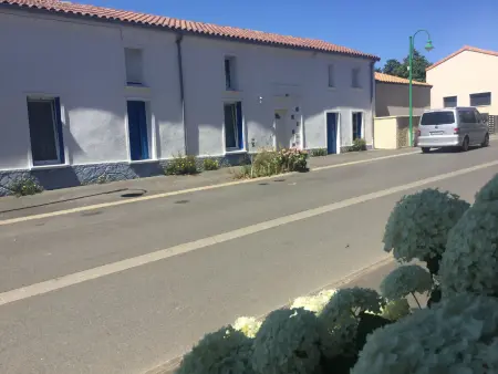 Charmante Maison avec Jardin, Proche Puy du Fou et Cholet, Wifi, Tout Confort - Photo 25