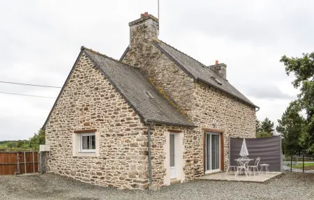 Maison 4 personnes à Brélidy - Photo 1