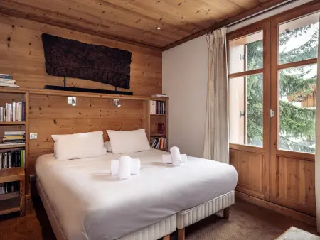 Chalet chaleureux avec cheminée et jacuzzi à Méribel - Photo 2